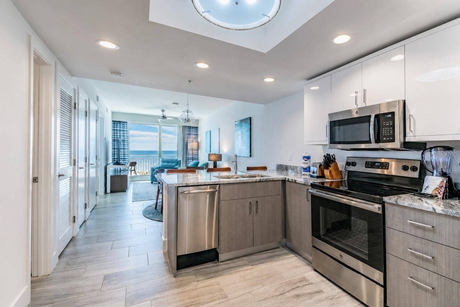 10116 GULF BOULEVARD, #201W, Treasure Island, FL 33706