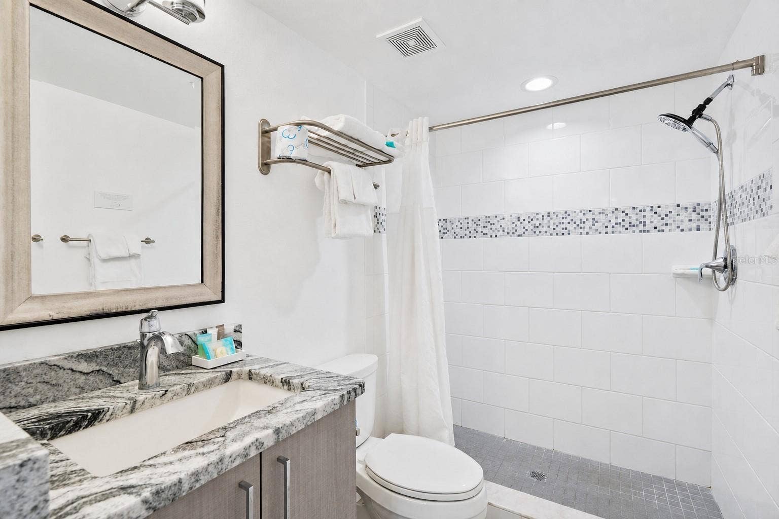 10116 GULF BOULEVARD, #201W, Treasure Island, FL 33706