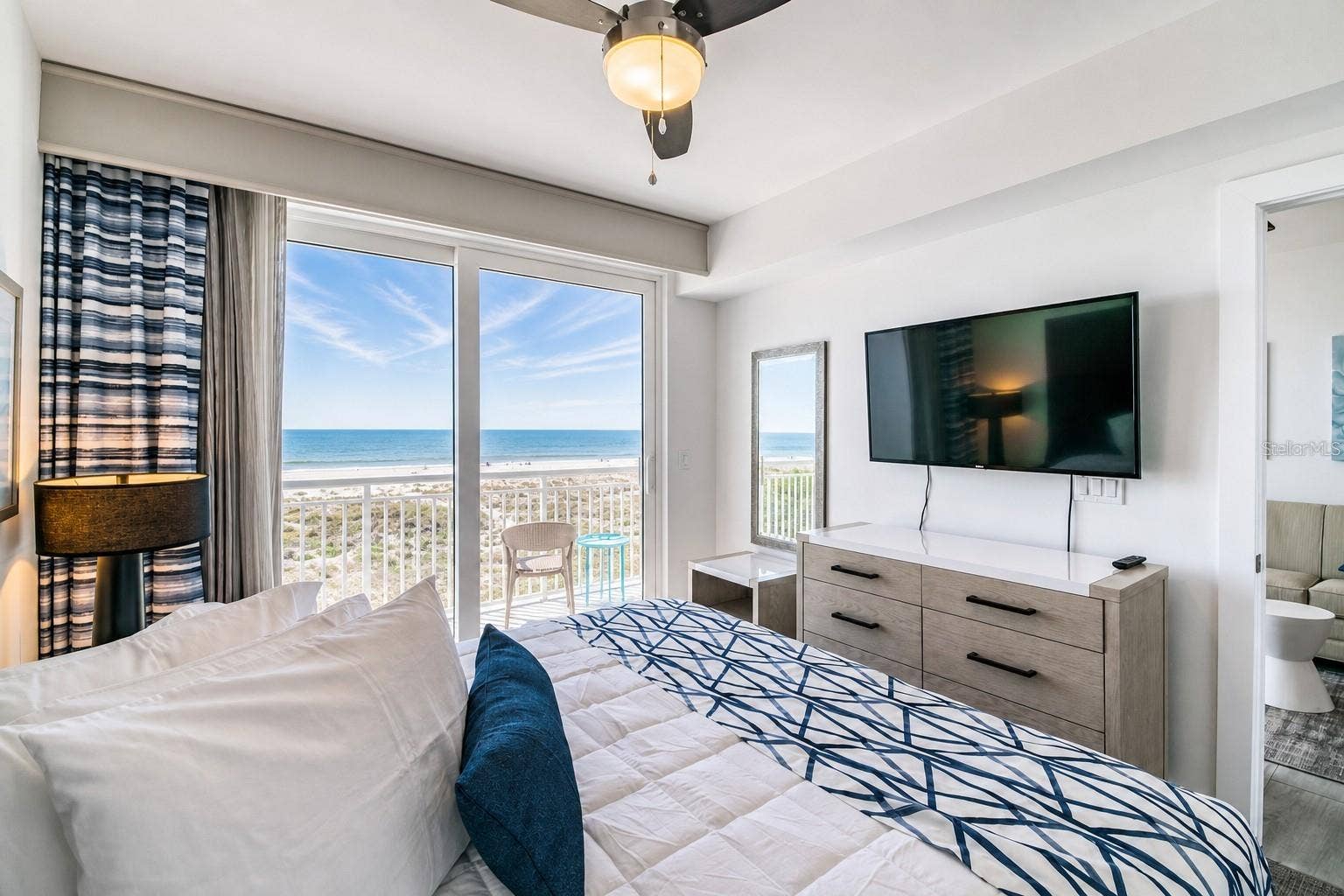10116 GULF BOULEVARD, #201W, Treasure Island, FL 33706