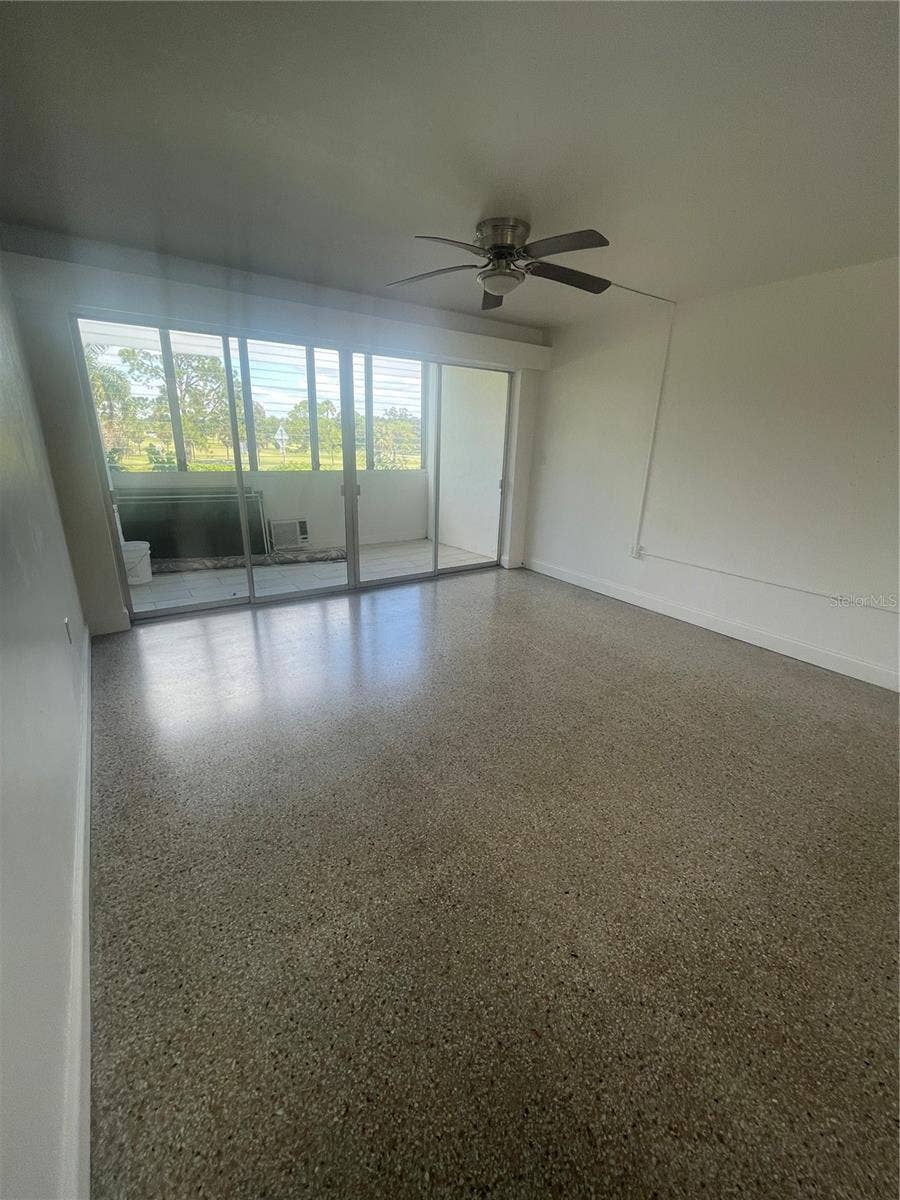 200 N BETTY LANE, #1B, Clearwater, FL 33755