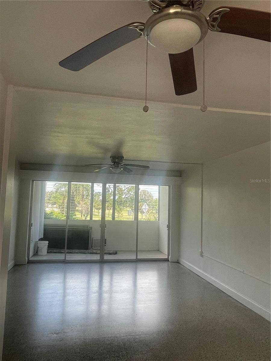 200 N BETTY LANE, #1B, Clearwater, FL 33755