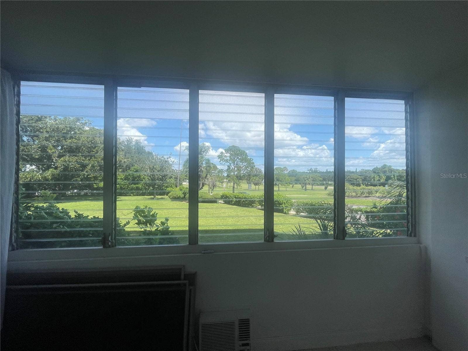 200 N BETTY LANE, #1B, Clearwater, FL 33755
