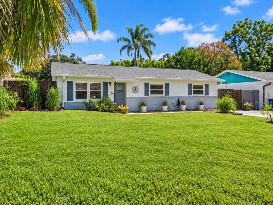 Property photo for 2047 POWDERHORN DRIVE, Clearwater, FL