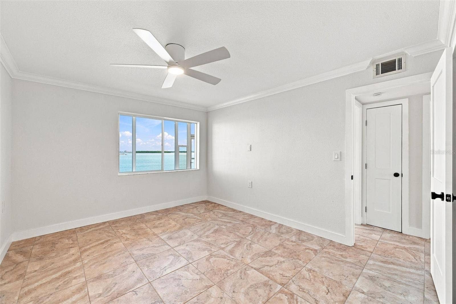 250 126TH AVENUE, #110, Treasure Island, FL 33706