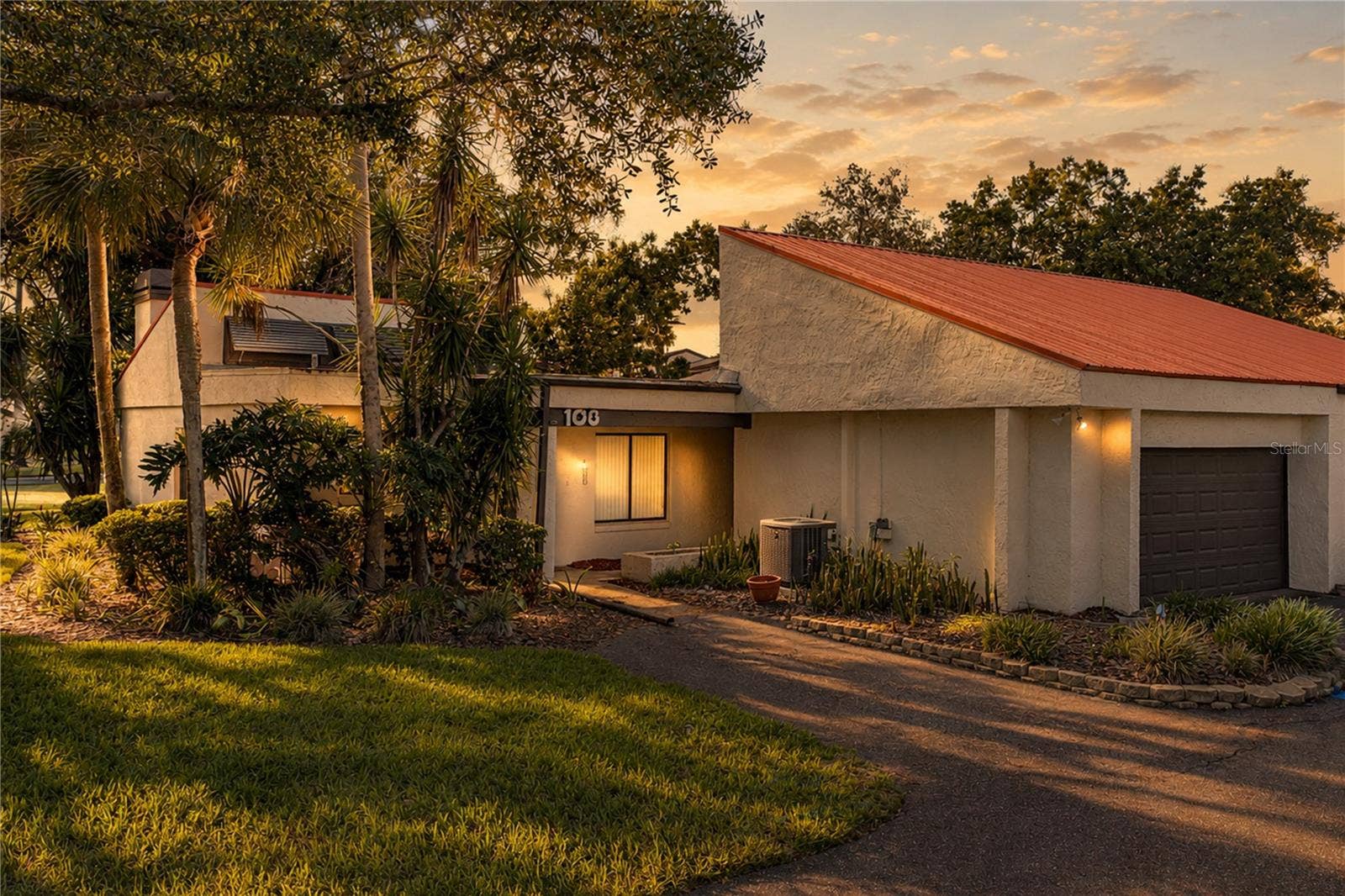 108 CAPRI COURT N, Plant City, FL 33566 108 CAPRI COURT N, Plant City, FL 33566