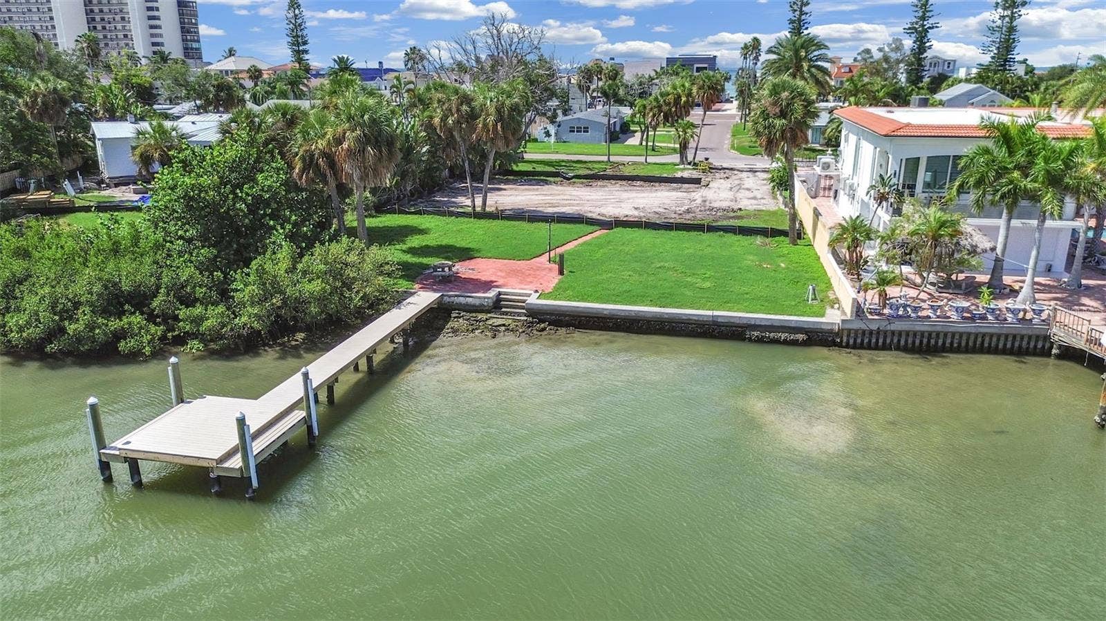 15601 REDINGTON DRIVE, Redington Beach, FL 33708 15601 REDINGTON DRIVE, Redington Beach, FL 33708