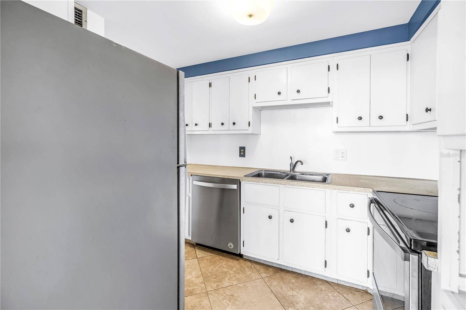 7000 BEACH PLAZA, #307, St Pete Beach, FL 33706 7000 BEACH PLAZA, #307, St Pete Beach, FL 33706