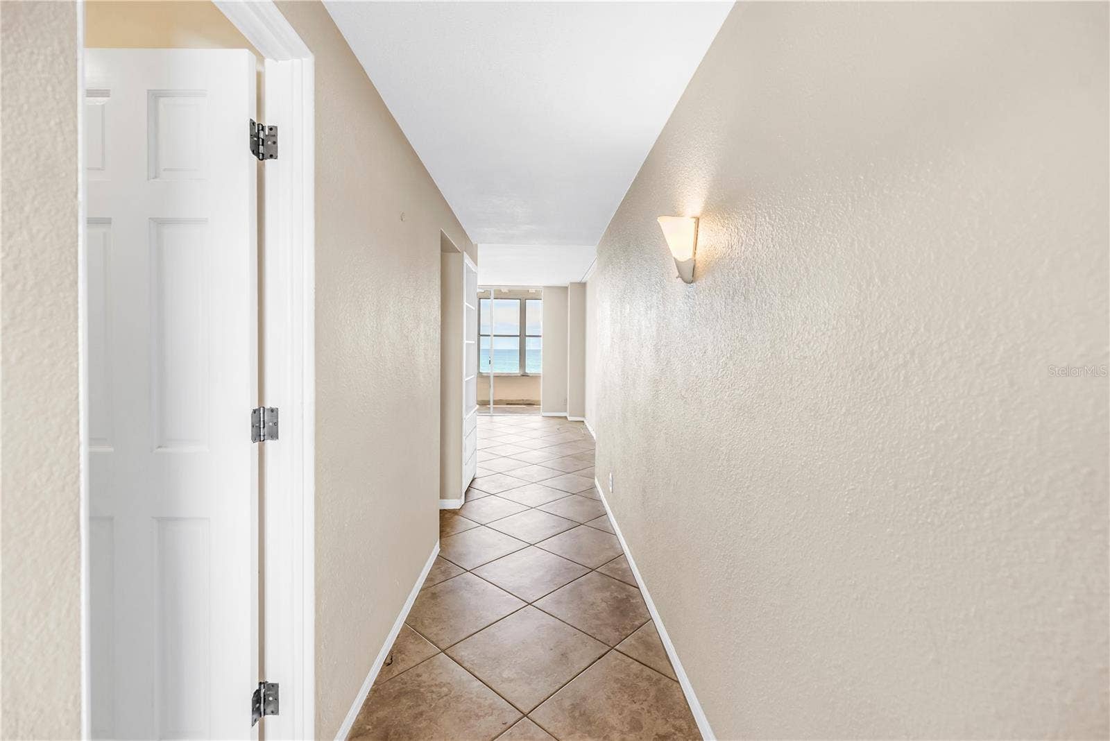 7000 BEACH PLAZA, #307, St Pete Beach, FL 33706 7000 BEACH PLAZA, #307, St Pete Beach, FL 33706