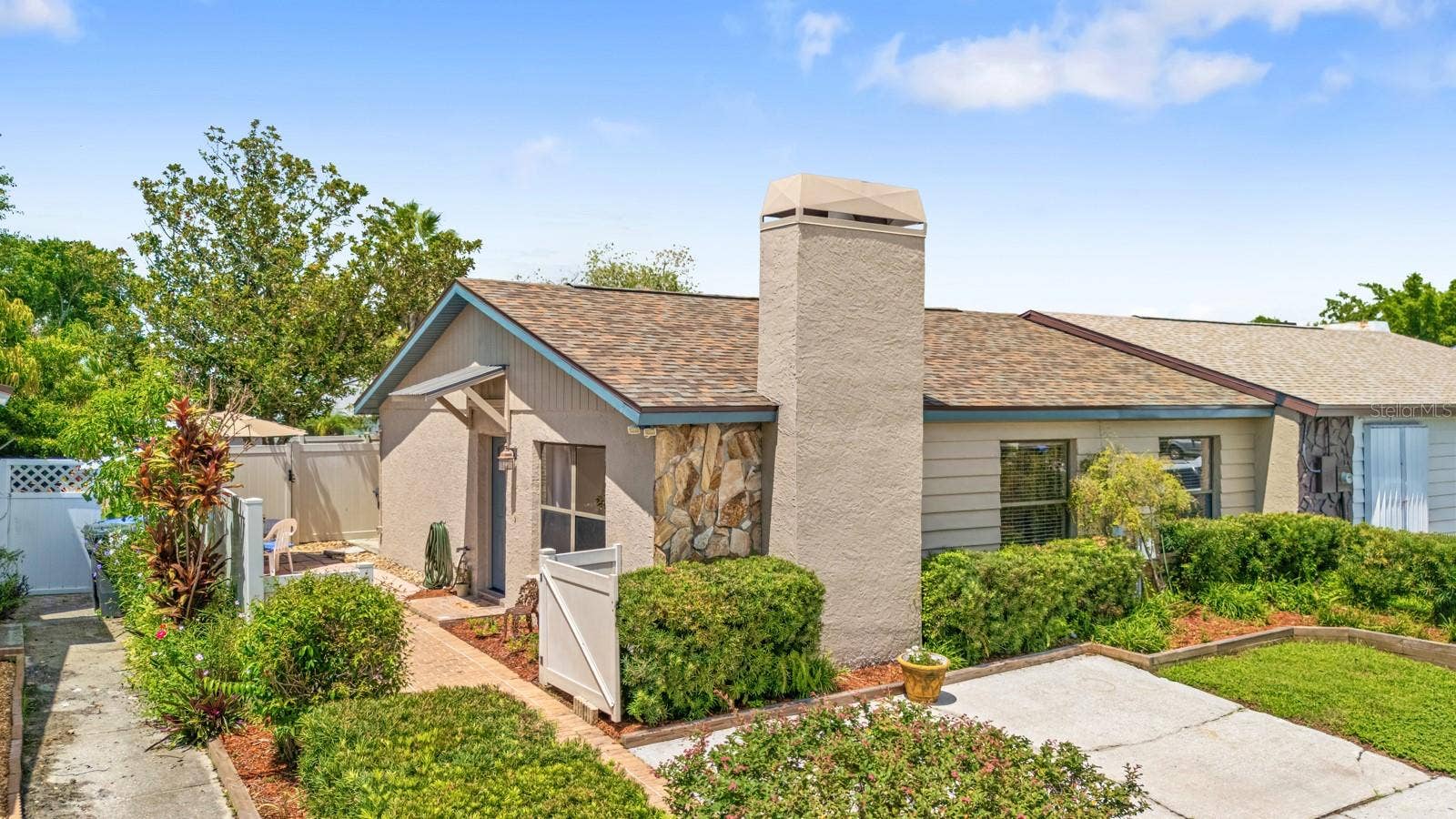 1205 MOHRLAKE DRIVE, Brandon, FL 33511 1205 MOHRLAKE DRIVE, Brandon, FL 33511