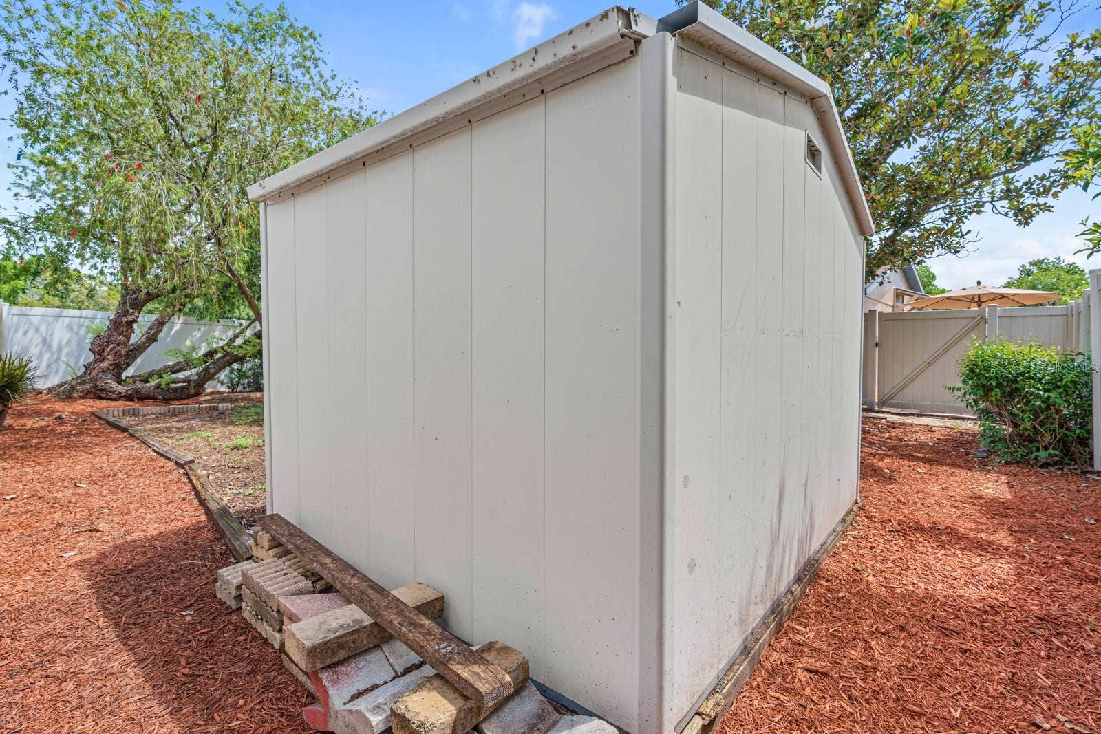1205 MOHRLAKE DRIVE, Brandon, FL 33511 1205 MOHRLAKE DRIVE, Brandon, FL 33511