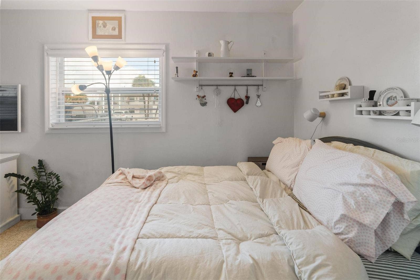 504 67TH AVENUE, #7, St Pete Beach, FL 33706 504 67TH AVENUE, #7, St Pete Beach, FL 33706