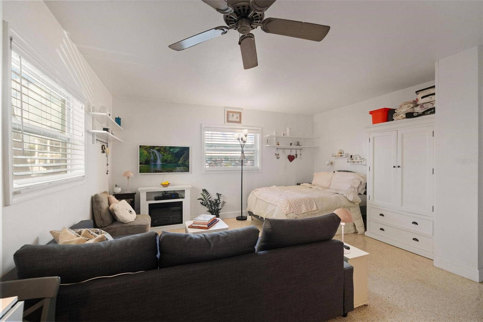 504 67TH AVENUE, #7, St Pete Beach, FL 33706 504 67TH AVENUE, #7, St Pete Beach, FL 33706