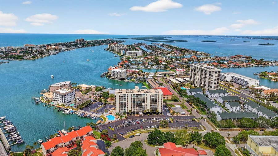 Property photo for 255 DOLPHIN POINT, #211, Clearwater, FL