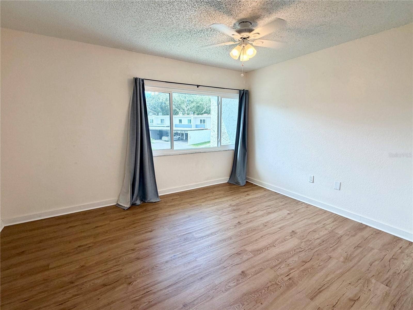 1845 PINE CONE CIRCLE, Clearwater, FL 33760 1845 PINE CONE CIRCLE, Clearwater, FL 33760