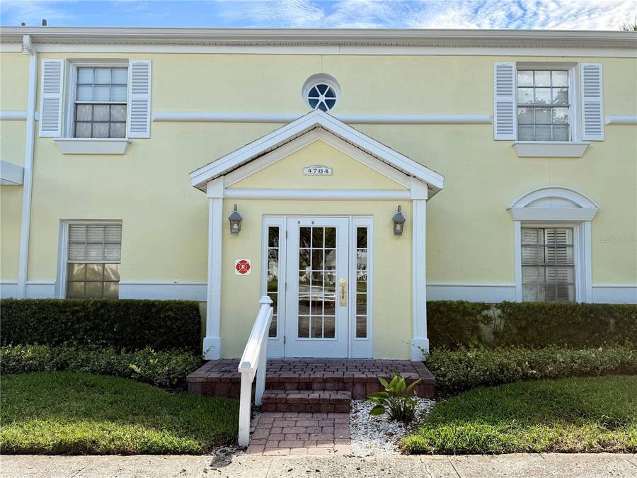 Property photo for 4784 BEACH DRIVE SE, #B, St Petersburg, FL