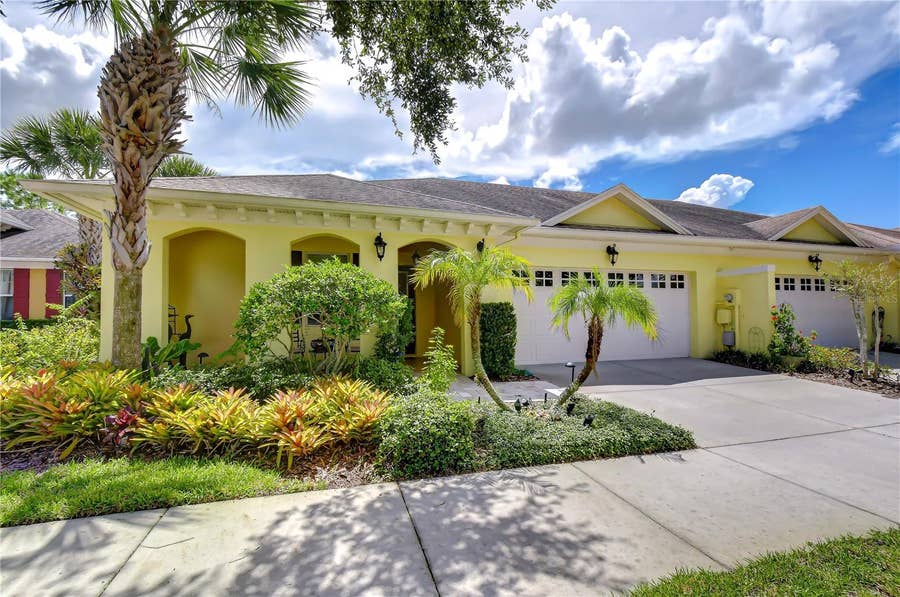 Property photo for 6810 MUNCASTER COURT, Tampa, FL