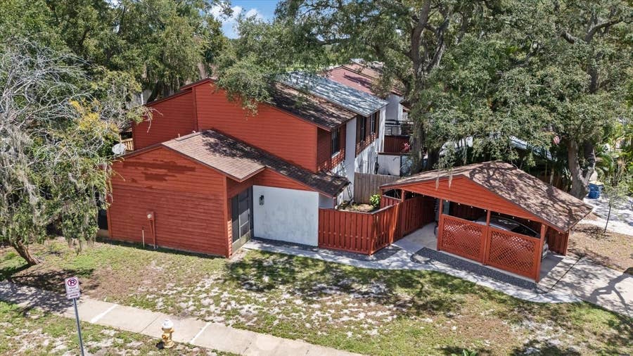 Property photo for 803 FAIRWOOD LANE, Clearwater, FL