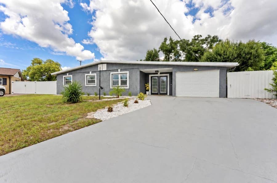 Property photo for 5208 ANSLEY CIRCLE, Tampa, FL