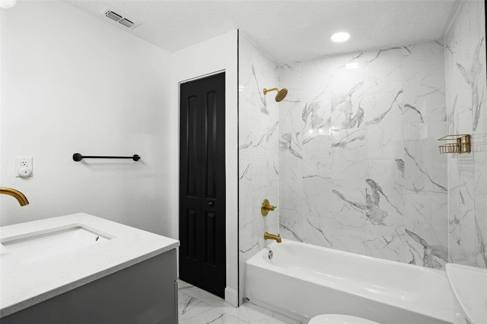 Second Full Bathroom