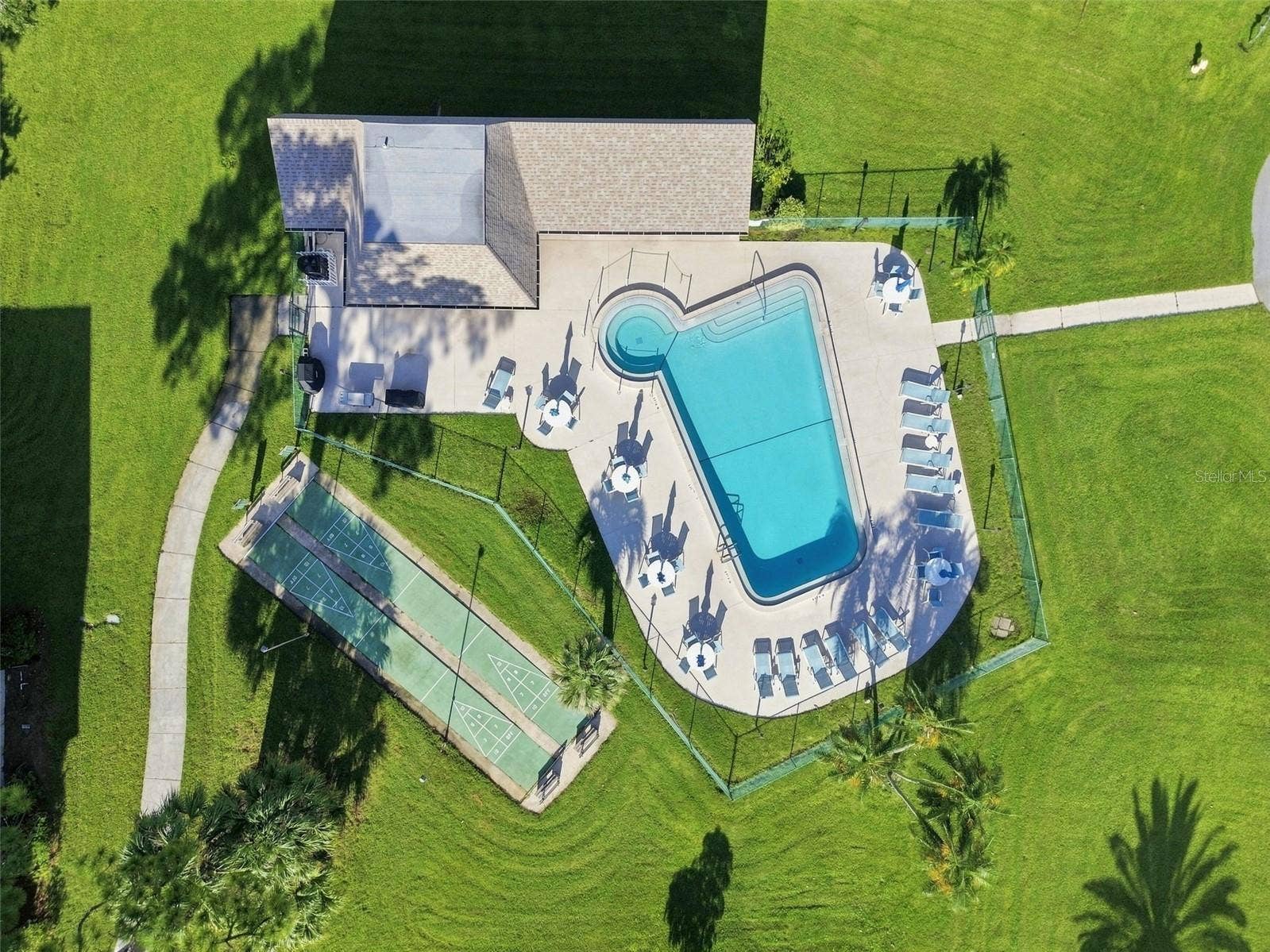 1370 HEATHER RIDGE BOULEVARD, #104, Dunedin, FL 34698 1370 HEATHER RIDGE BOULEVARD, #104, Dunedin, FL 34698