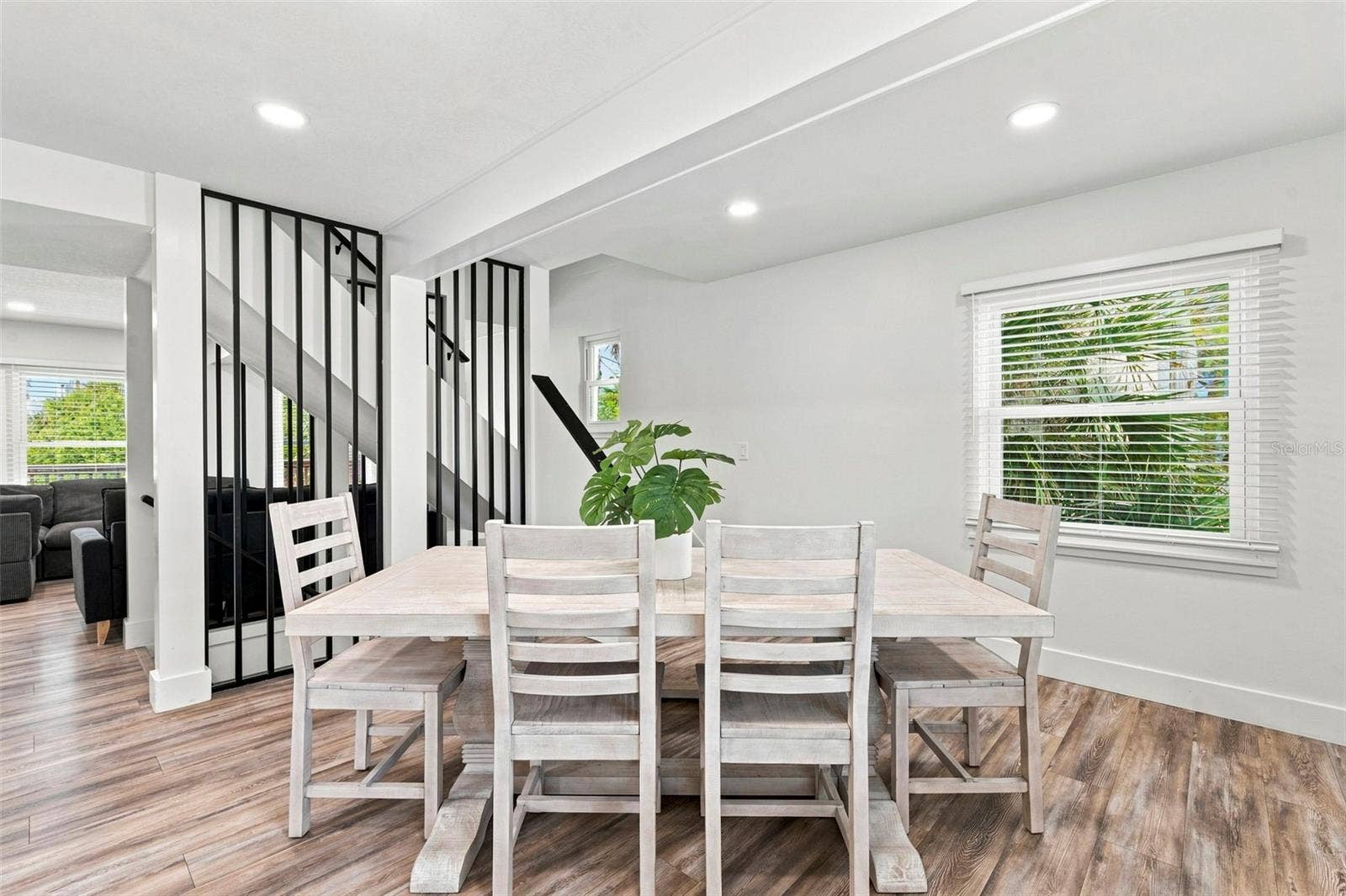 113 4TH AVENUE, St Pete Beach, FL 33706 Dining Room