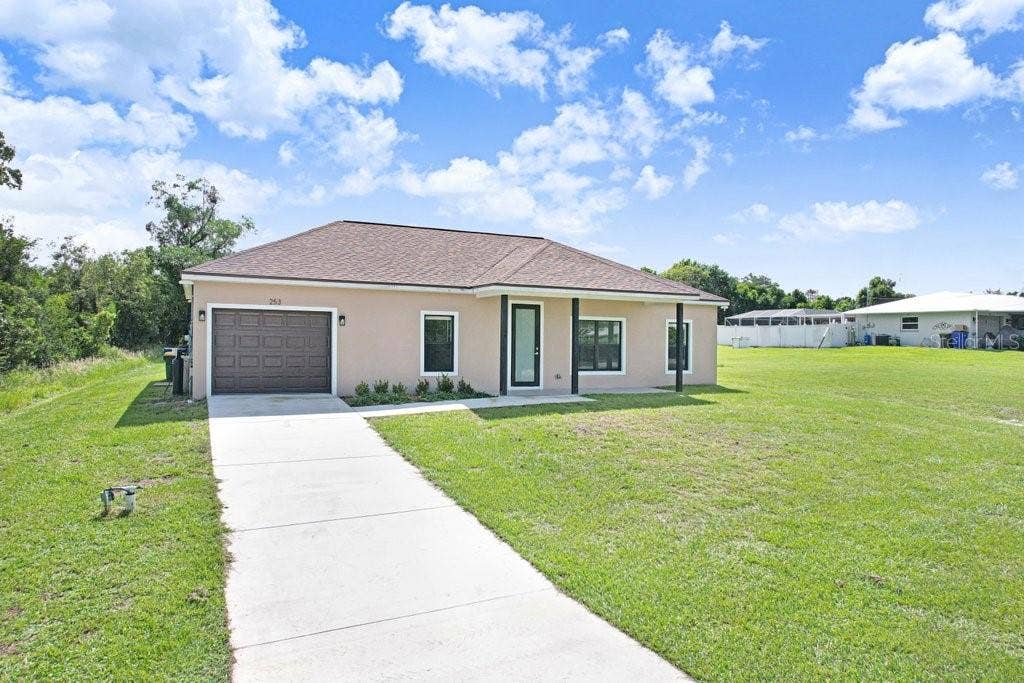 253 HALLMARK AVENUE, Lake Placid, FL 33852 253 HALLMARK AVENUE, Lake Placid, FL 33852