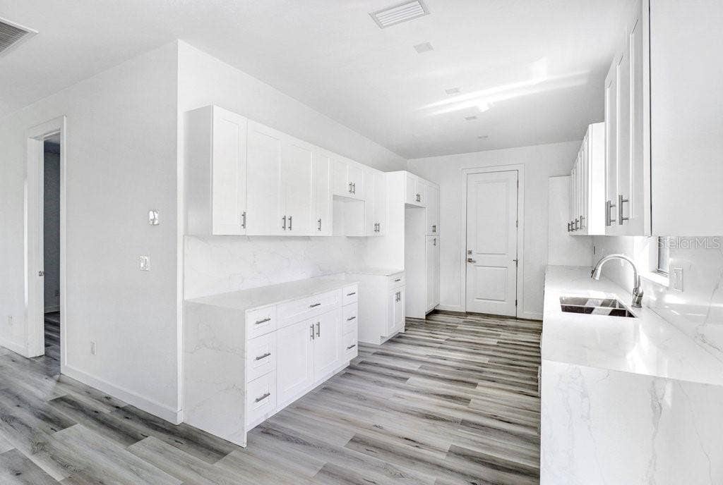 253 HALLMARK AVENUE, Lake Placid, FL 33852 253 HALLMARK AVENUE, Lake Placid, FL 33852