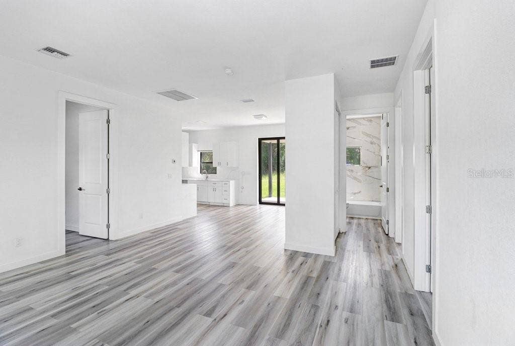 253 HALLMARK AVENUE, Lake Placid, FL 33852 253 HALLMARK AVENUE, Lake Placid, FL 33852