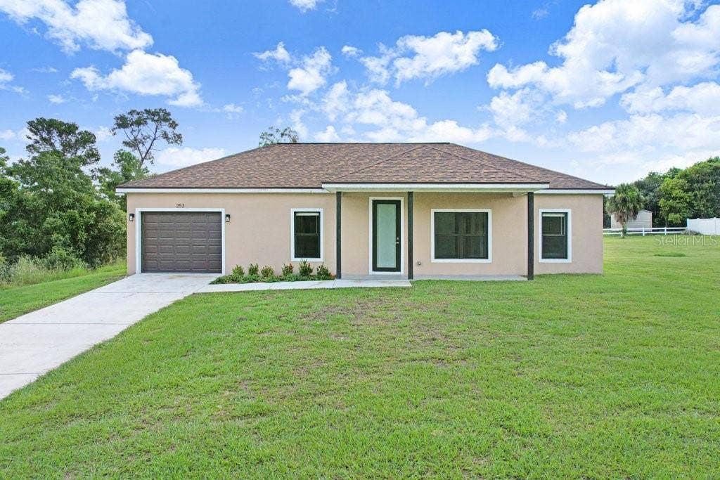 253 HALLMARK AVENUE, Lake Placid, FL 33852 253 HALLMARK AVENUE, Lake Placid, FL 33852