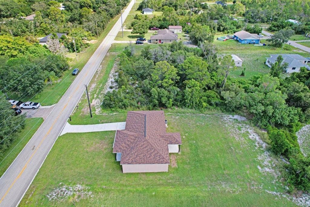 253 HALLMARK AVENUE, Lake Placid, FL 33852 253 HALLMARK AVENUE, Lake Placid, FL 33852