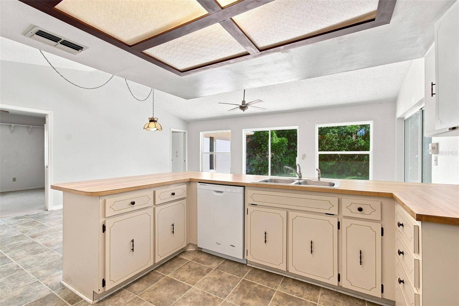 8 SANDPINE COURT W, Homosassa, FL 34446 8 SANDPINE COURT W, Homosassa, FL 34446
