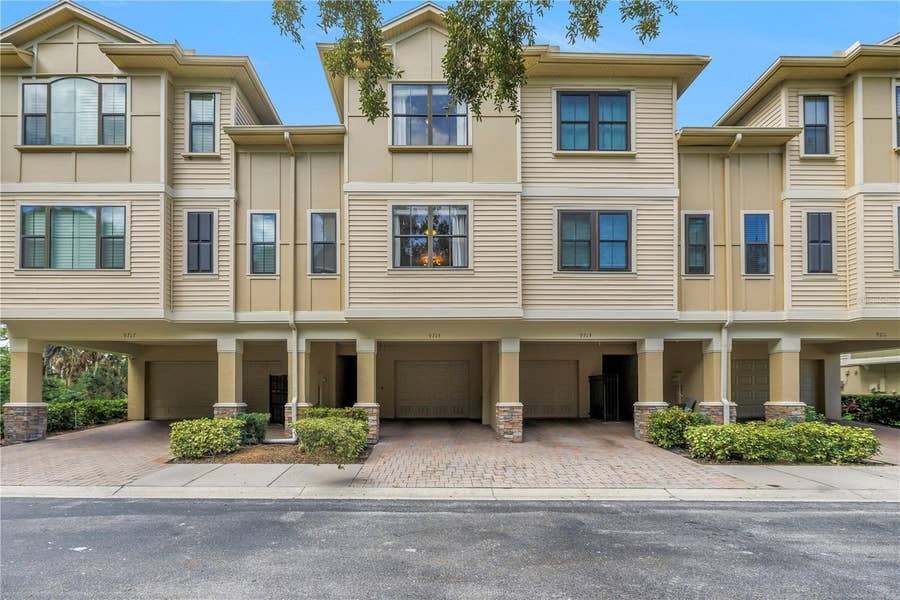 Property photo for 9715 BAY GROVE LANE, Tampa, FL