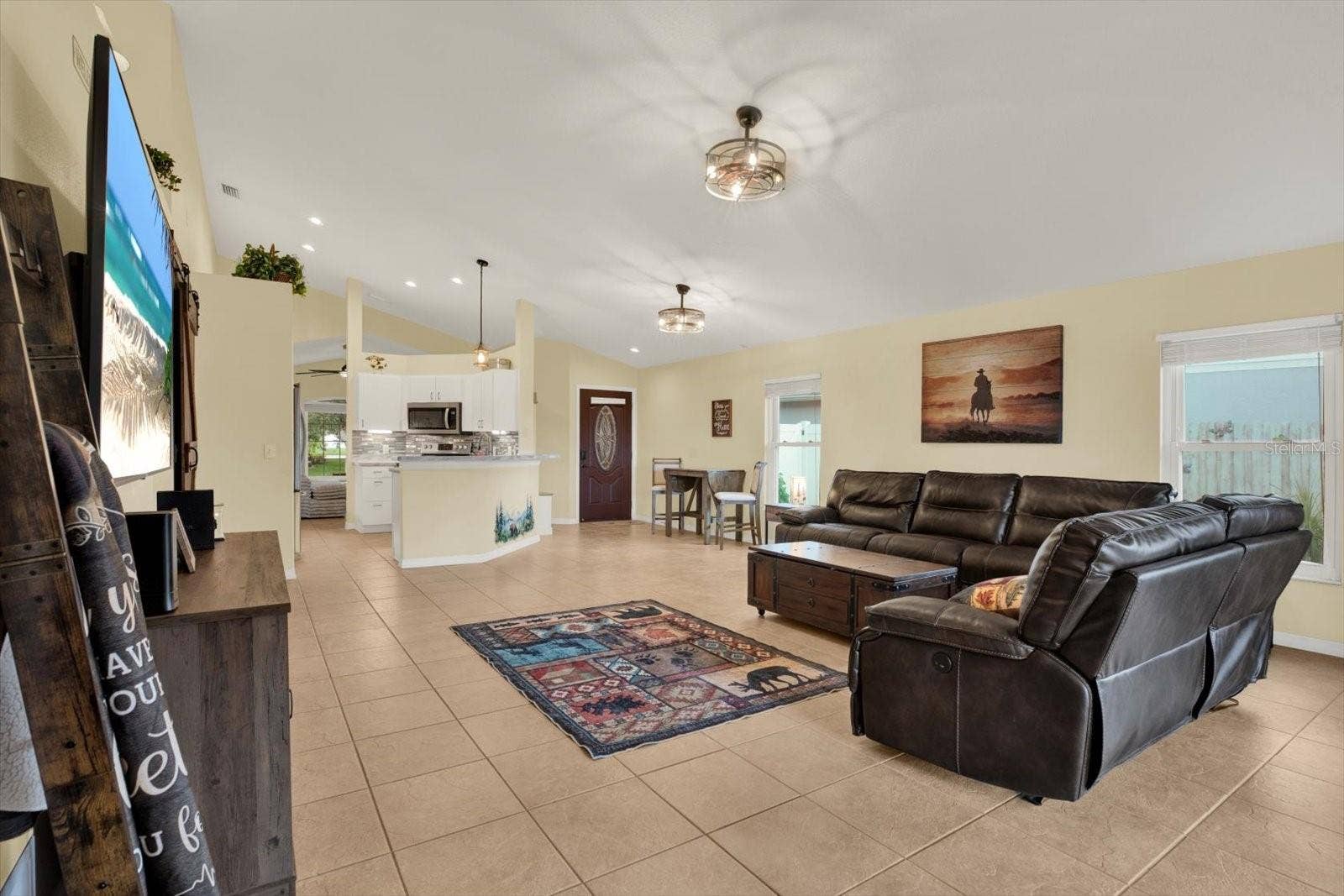 7123 48TH AVENUE E, Palmetto, FL 34221 7123 48TH AVENUE E, Palmetto, FL 34221
