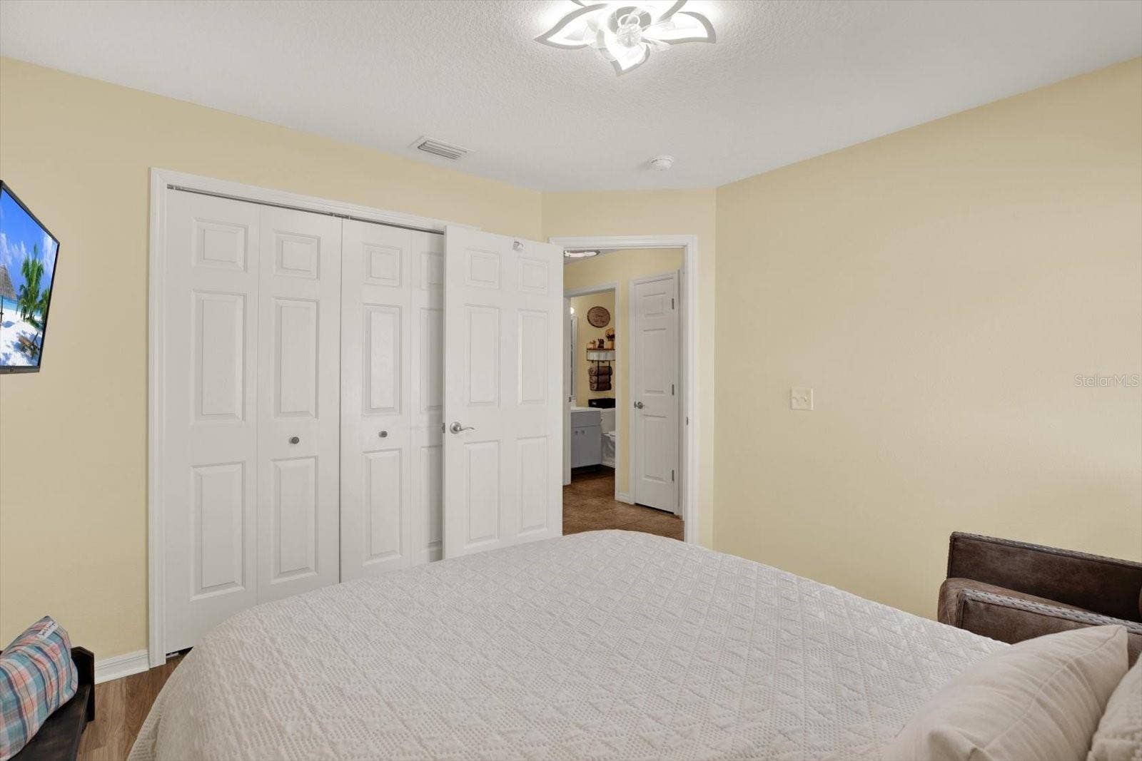 7123 48TH AVENUE E, Palmetto, FL 34221 7123 48TH AVENUE E, Palmetto, FL 34221