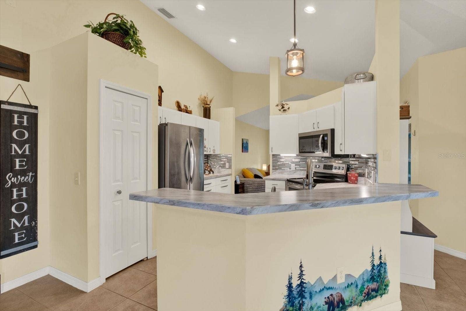 7123 48TH AVENUE E, Palmetto, FL 34221 7123 48TH AVENUE E, Palmetto, FL 34221
