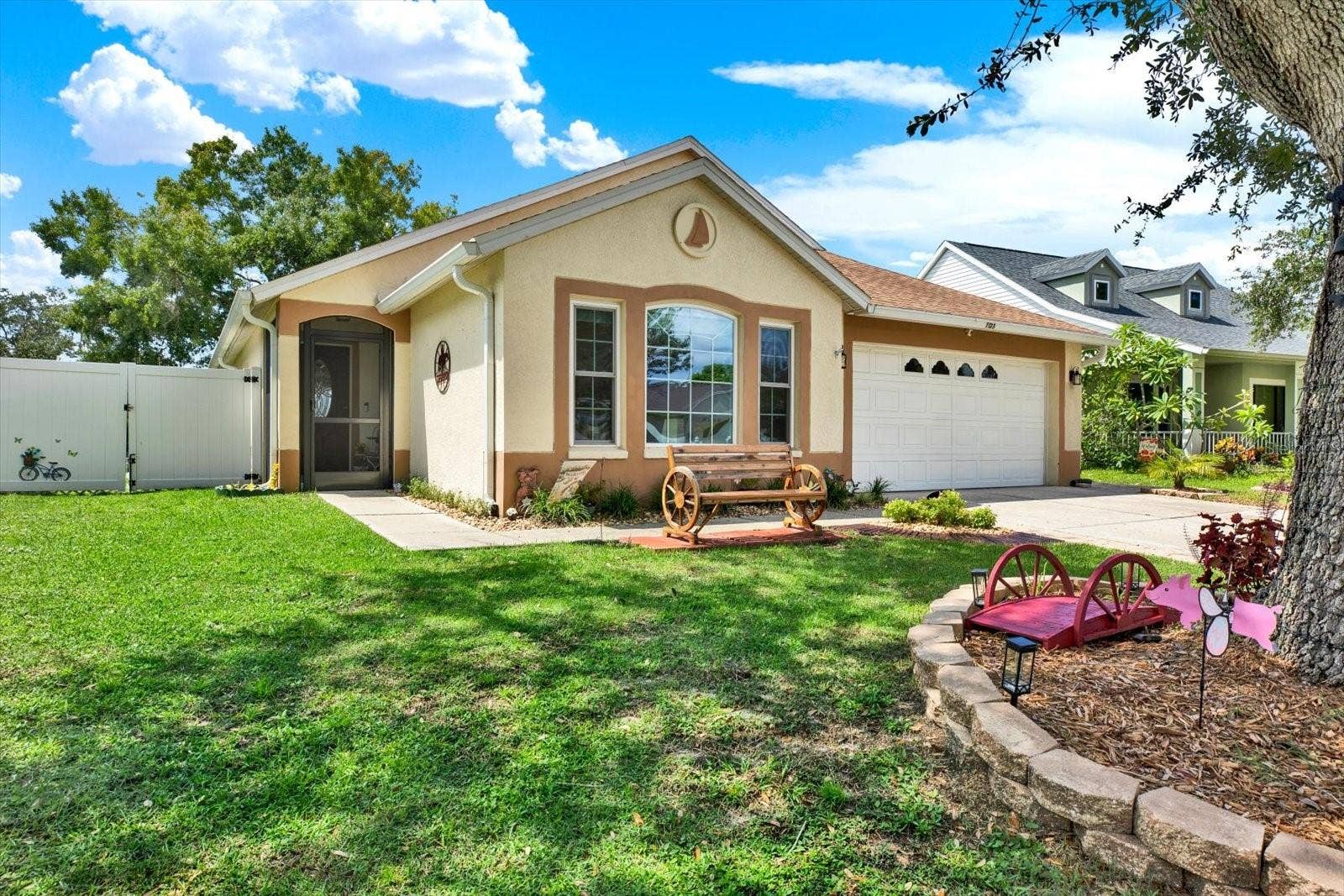 7123 48TH AVENUE E, Palmetto, FL 34221 7123 48TH AVENUE E, Palmetto, FL 34221
