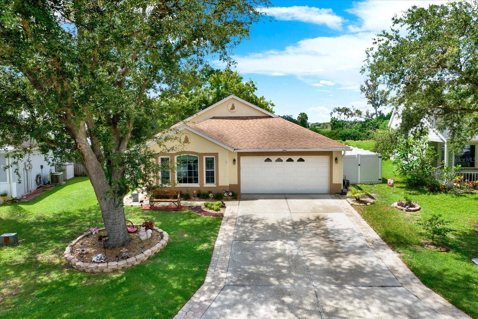 7123 48TH AVENUE E, Palmetto, FL 34221 7123 48TH AVENUE E, Palmetto, FL 34221