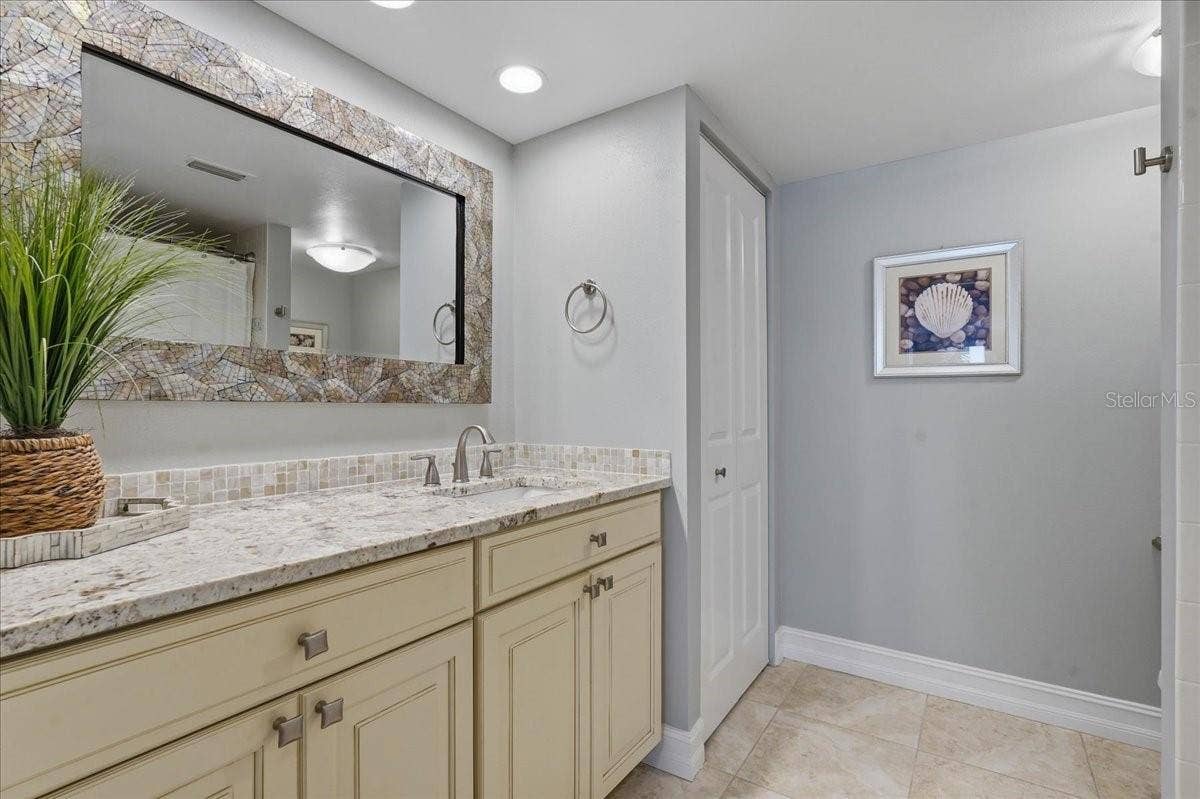 PRIMARY BATHROOM ~ WITH LOTS OF COUNTER SPACE!