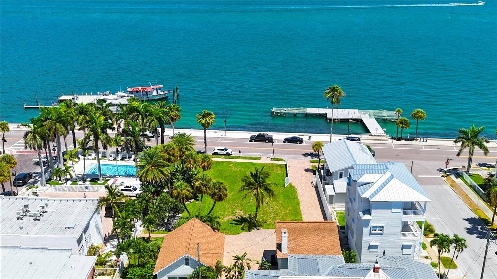 702 PASS A GRILLE WAY, St Pete Beach, FL 33706 702 PASS A GRILLE WAY, St Pete Beach, FL 33706