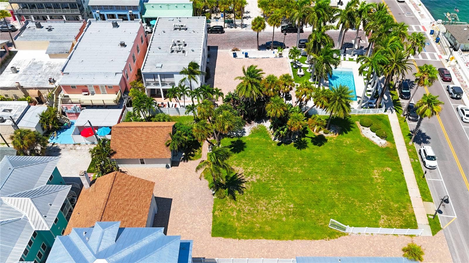 702 PASS A GRILLE WAY, St Pete Beach, FL 33706 702 PASS A GRILLE WAY, St Pete Beach, FL 33706