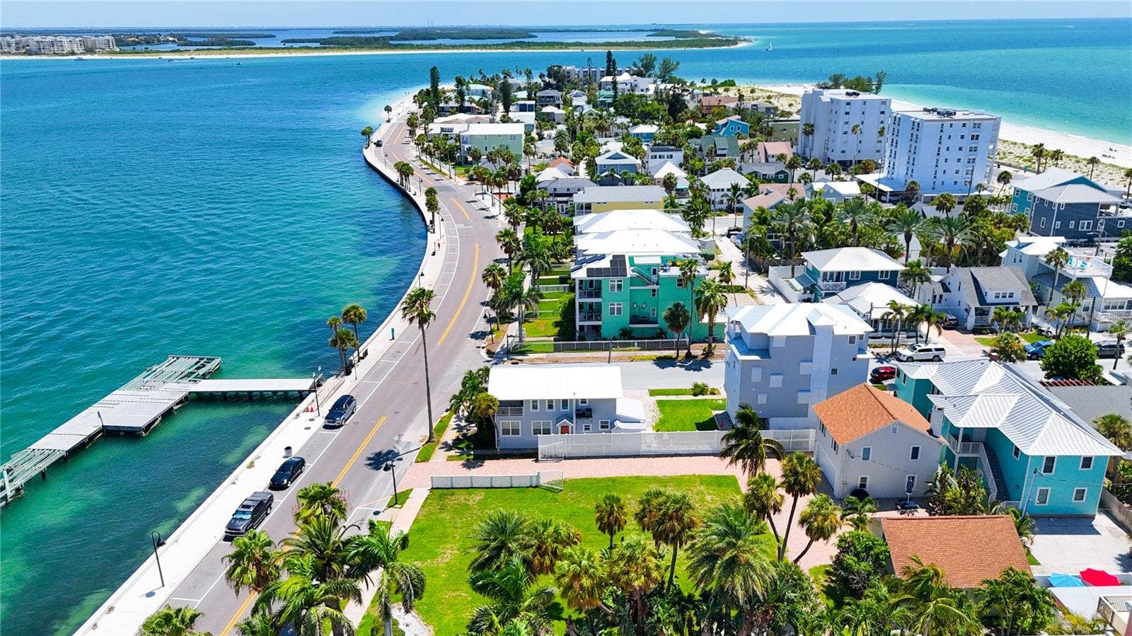 702 PASS A GRILLE WAY, St Pete Beach, FL 33706 702 PASS A GRILLE WAY, St Pete Beach, FL 33706