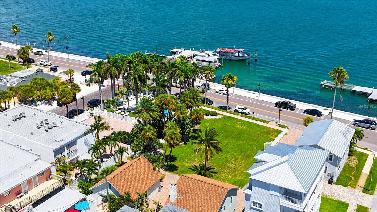 702 PASS A GRILLE WAY, St Pete Beach, FL 33706 702 PASS A GRILLE WAY, St Pete Beach, FL 33706