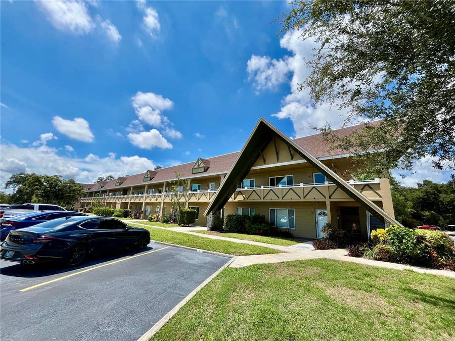 Property photo for 2000 WORLD PARKWAY BOULEVARD, #7, Clearwater, FL