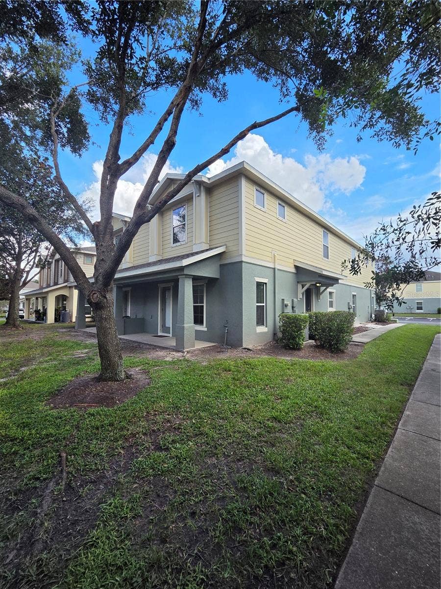 Property photo for 4617 SOMERSET HILL LANE, Riverview, FL