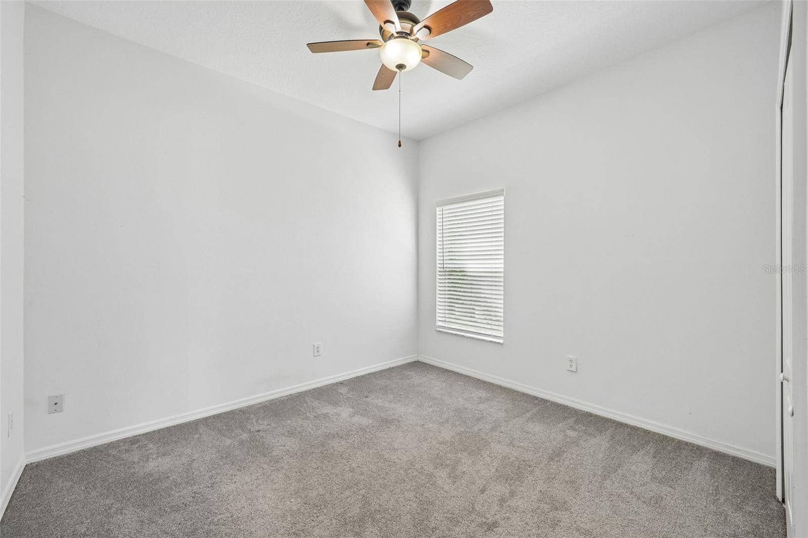1810 MIRA LAGO CIRCLE, Ruskin, FL 33570 1810 MIRA LAGO CIRCLE, Ruskin, FL 33570