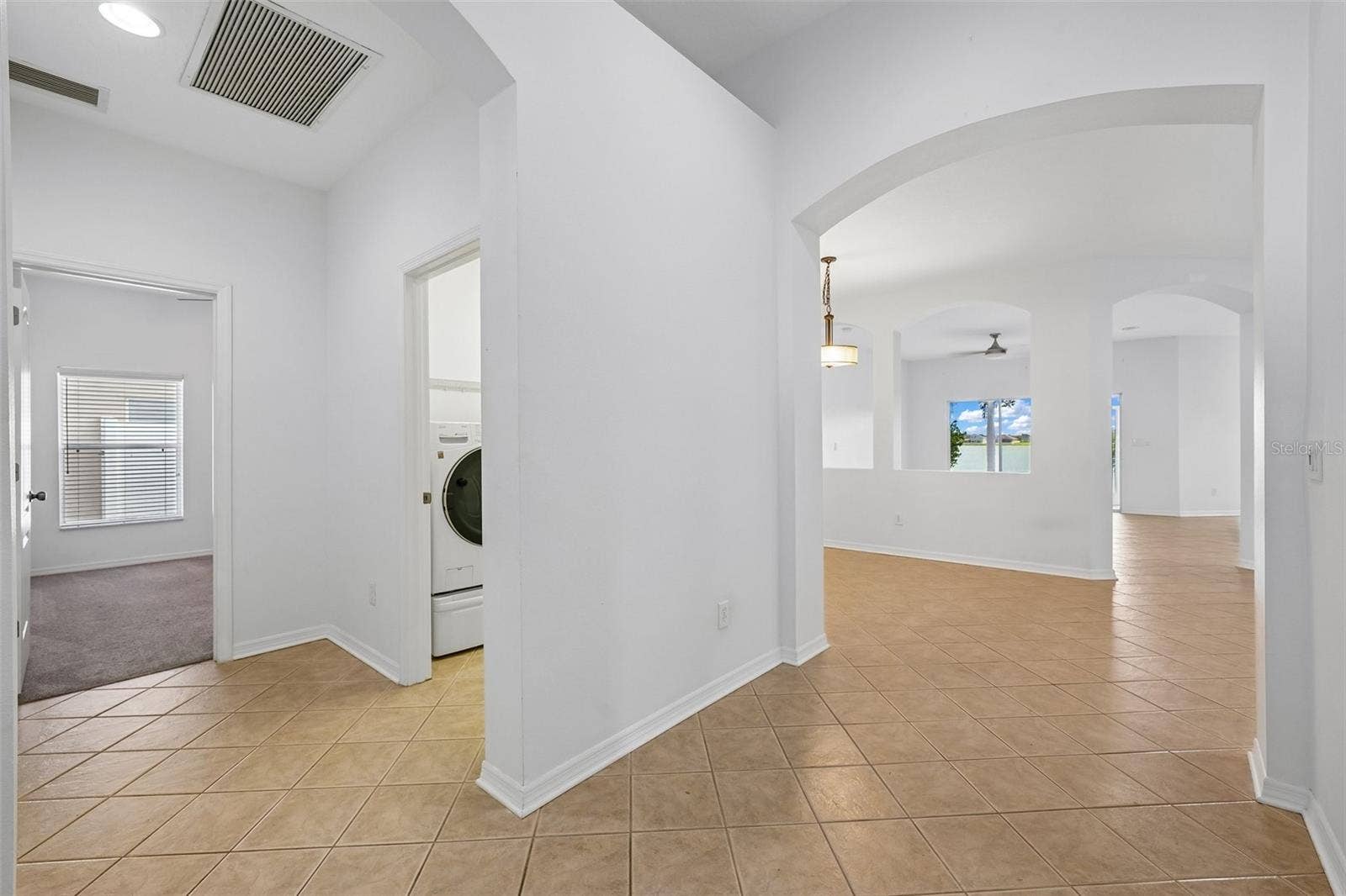 1810 MIRA LAGO CIRCLE, Ruskin, FL 33570 1810 MIRA LAGO CIRCLE, Ruskin, FL 33570