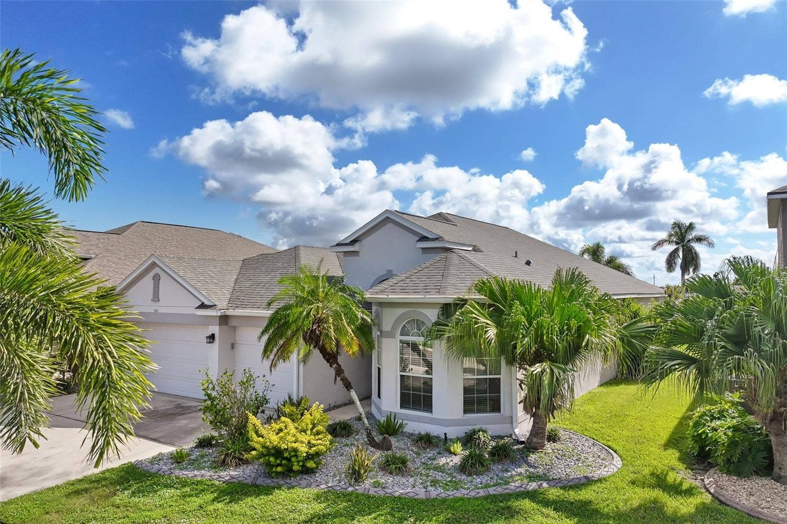 1810 MIRA LAGO CIRCLE, Ruskin, FL 33570 1810 MIRA LAGO CIRCLE, Ruskin, FL 33570