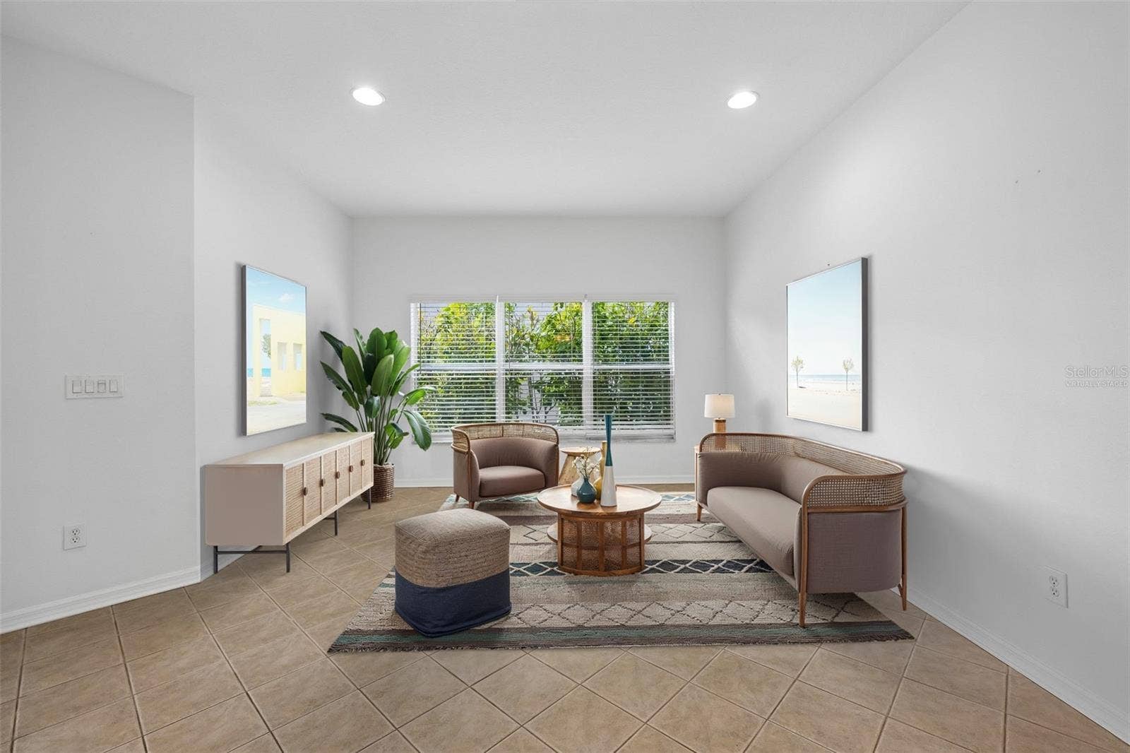 1810 MIRA LAGO CIRCLE, Ruskin, FL 33570 Virtually Staged