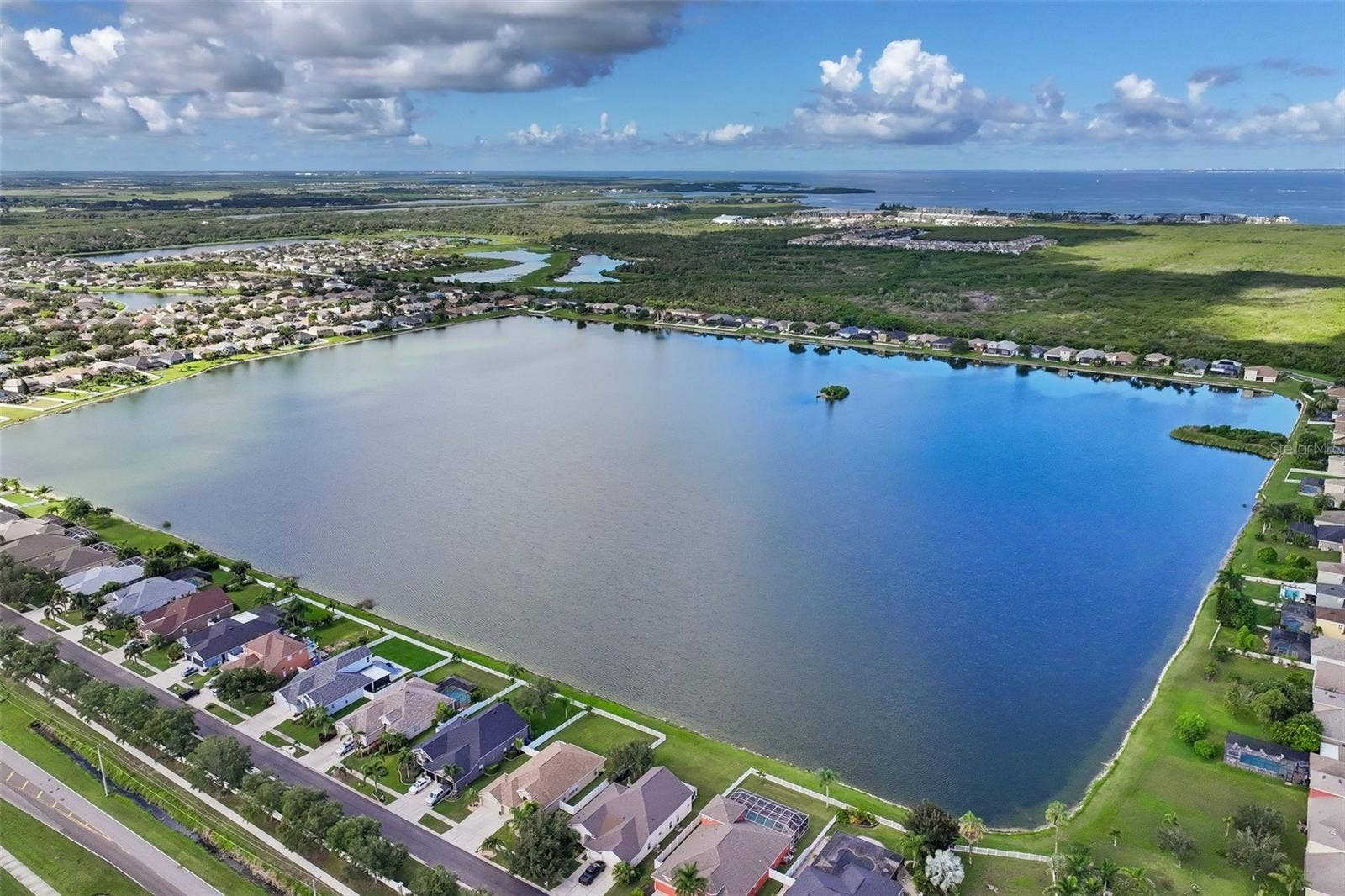 1810 MIRA LAGO CIRCLE, Ruskin, FL 33570 1810 MIRA LAGO CIRCLE, Ruskin, FL 33570