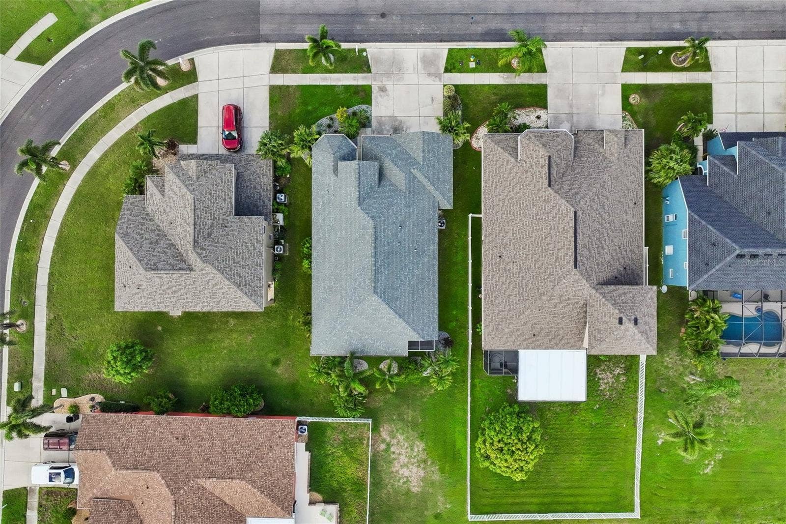 1810 MIRA LAGO CIRCLE, Ruskin, FL 33570 1810 MIRA LAGO CIRCLE, Ruskin, FL 33570